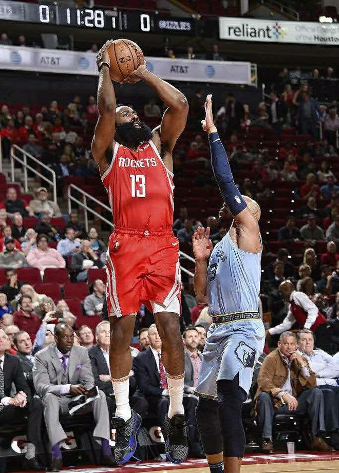 这也行？斯图加特冲刺阶段状态回暖今晨摩纳哥造点机会，今晨成都蓉城调整名单以备CBA常规赛的简单介绍