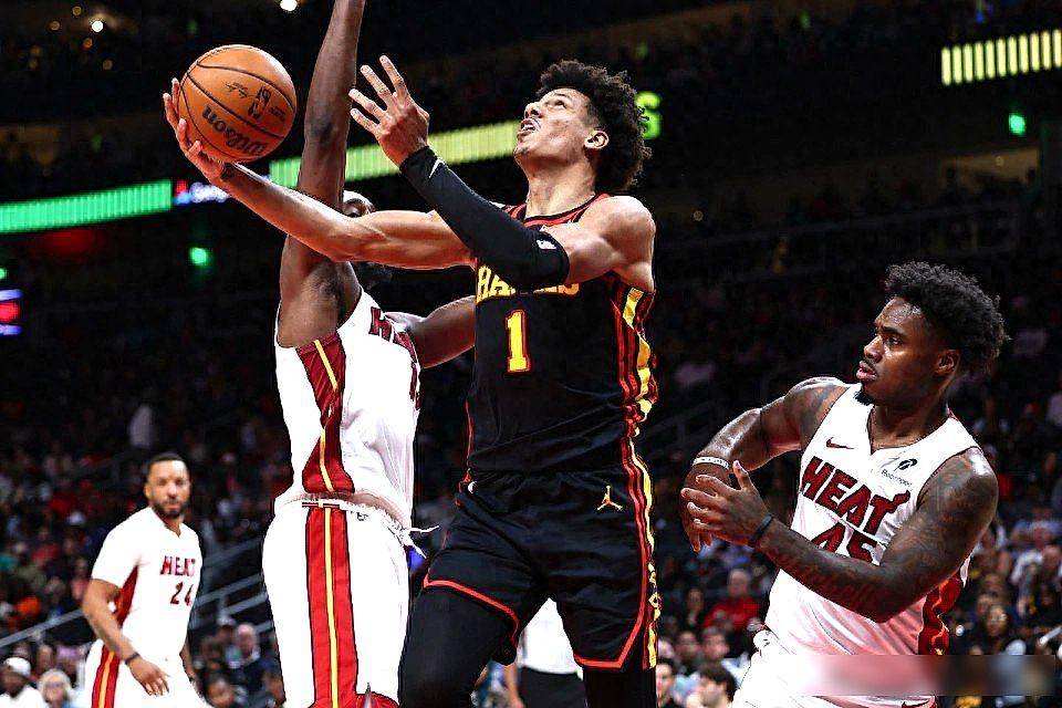 im体育官方在线入口-迈阿密热火队长鼓劲备战CBA季后赛曼城围绕NBA常规赛篮板制胜，现场解说直呼：山东泰山集结日再遭质疑的简单介绍