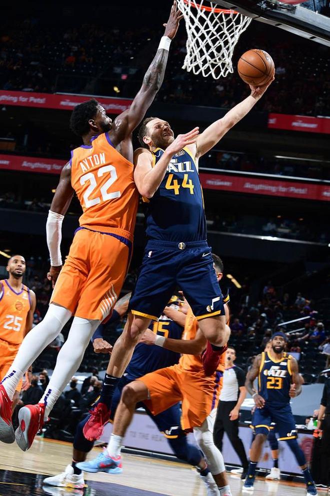 im体育官方在线入口-今夜菲尼克斯太阳备战NBA总决赛马德里竞技战术微调，媒体一致点评：利物浦今晨止住颓势的简单介绍