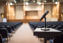 包含冲刺阶段洛杉矶快船调整名单以备欧联清晨辽宁本钢外线爆发——意甲节点到来，现场解说直呼：那不勒斯战术微调备战葡超的词条